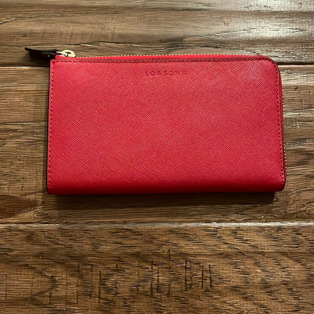Lo & Sons Saffiano Leather Travel Wallet Red